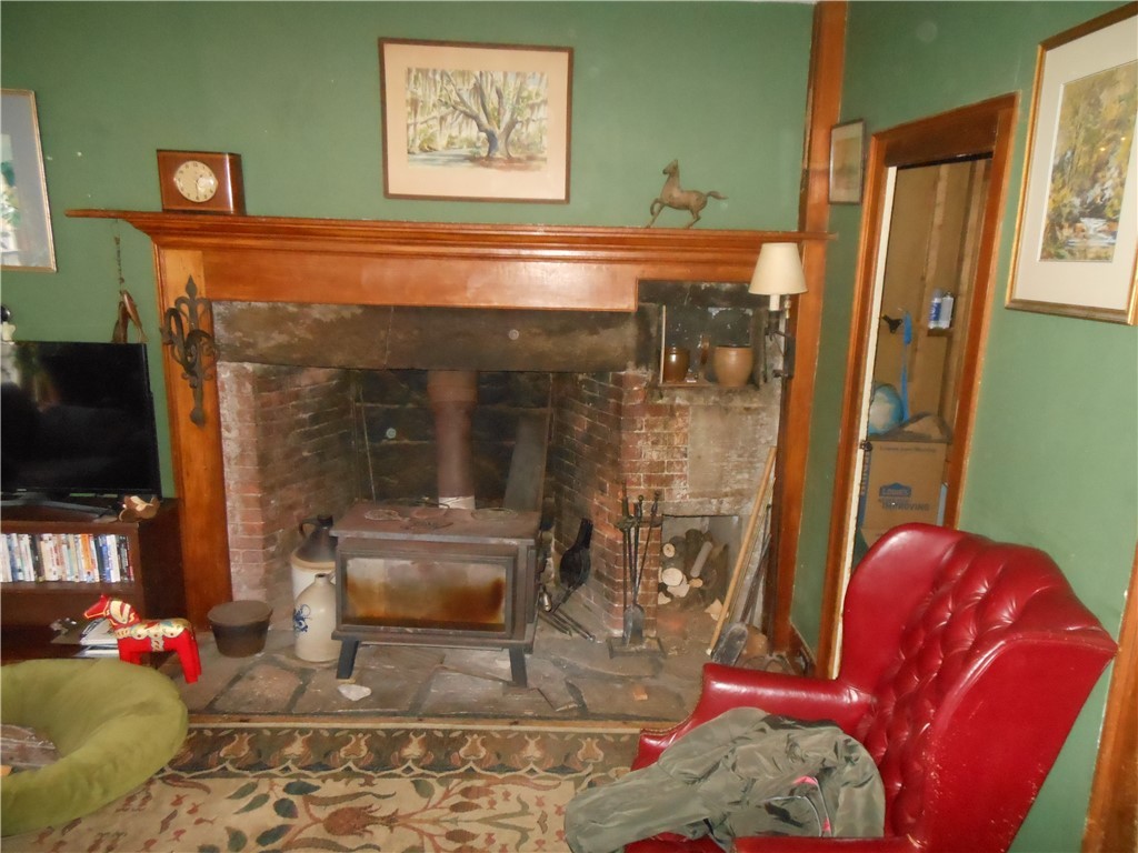 89 East Killingly Road Foster, RI 02825 - Photo 7 of 40 KEEPING ROOM/FAMILY ROOM W/FIREPLACE