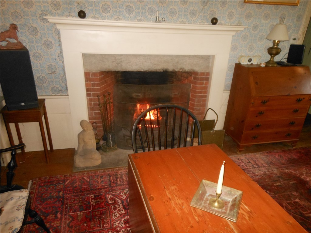 89 East Killingly Road Foster, RI 02825 - Photo 9 of 40 LIVING ROOM W/FIREPLACE