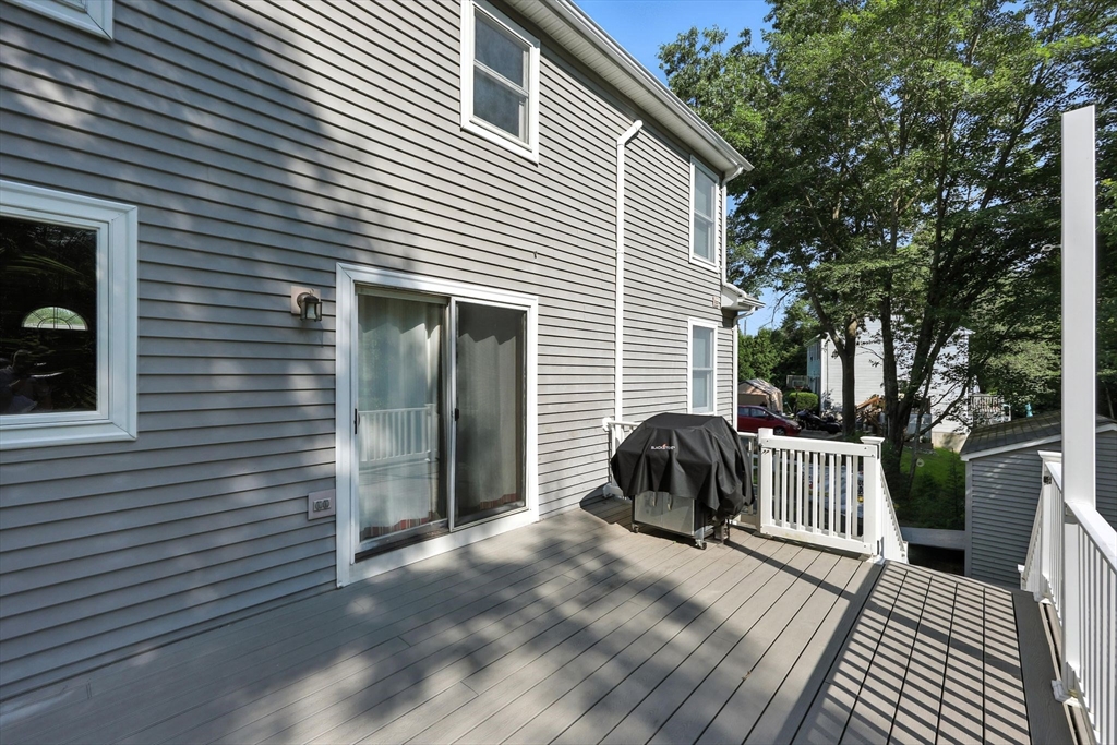 17 Glendale Road Southampton, MA 01073 - Photo 32 of 42 a view of a house with a yard and a garage