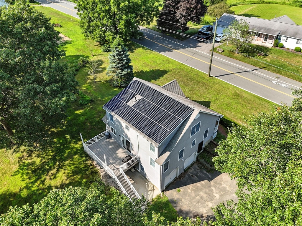 17 Glendale Road Southampton, MA 01073 - Photo 41 of 42 an aerial view of a house with a yard