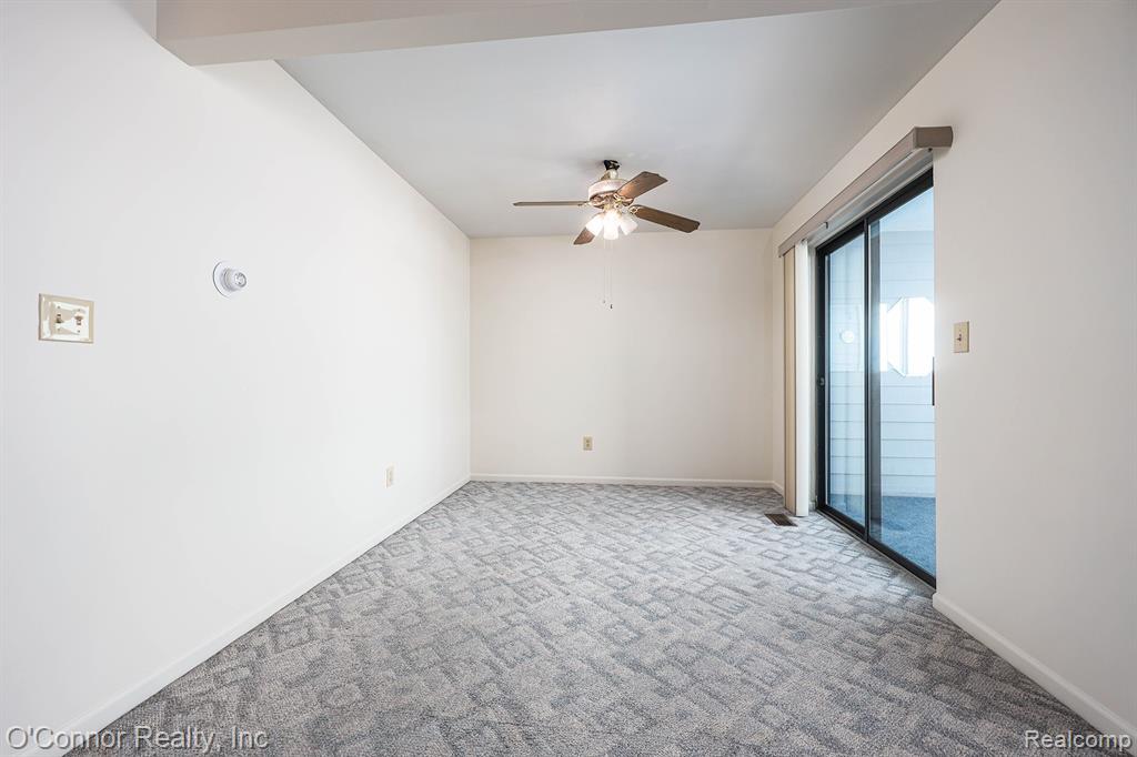 1660 River Road, Unit 53 Marysville, MI 48040 - Photo 18 of 31
