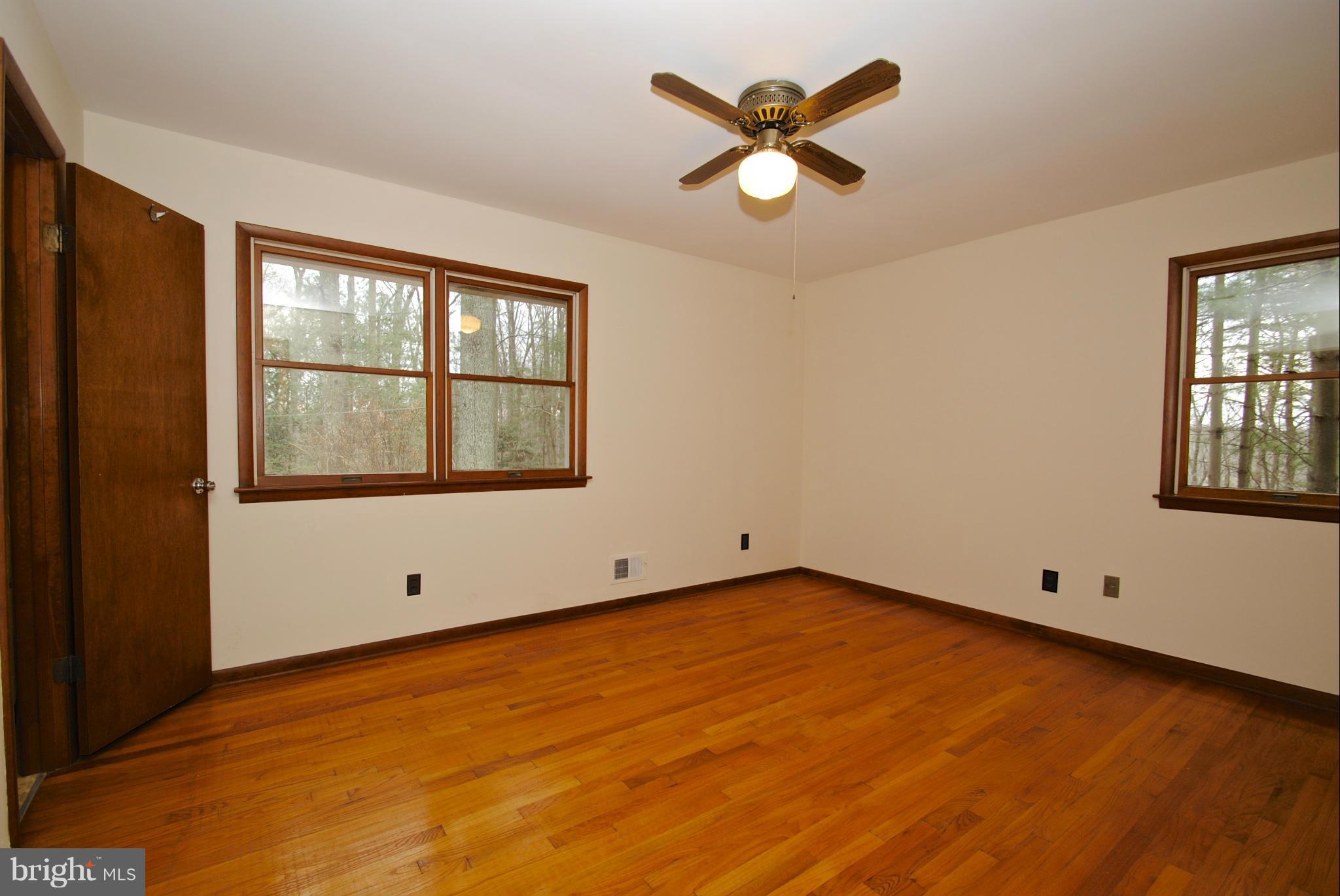 1289 Rossback Road Davidsonville, MD 21035 - Photo 12 of 19 Bedroom (Master)