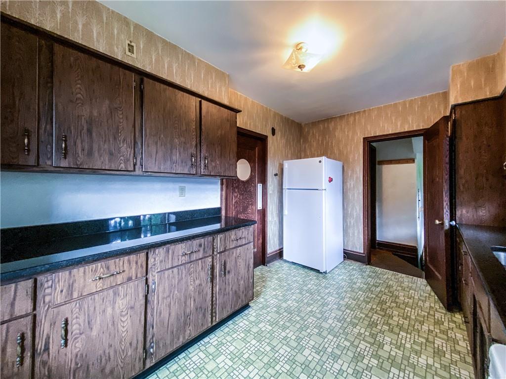 340 Insurance Street Beaver, PA 15009 - Photo 14 of 24 Gallery Image 14
