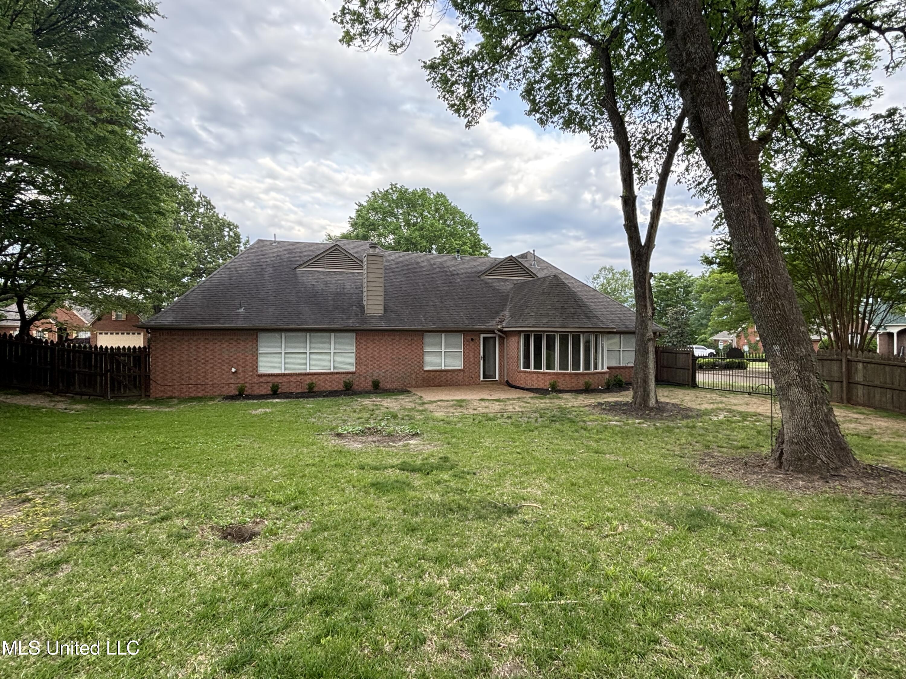 1705 Cedar Lake Cove Hernando, MS 38632 - Photo 33 of 33 Photo Apr 23 2025, 6 24 17 PM