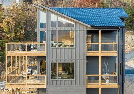 1013 Elm Road Gatlinburg, TN 37738 - Photo 1 of 39 Gallery Image 1