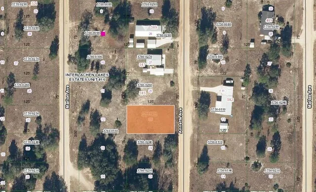 a picture of a bathroom