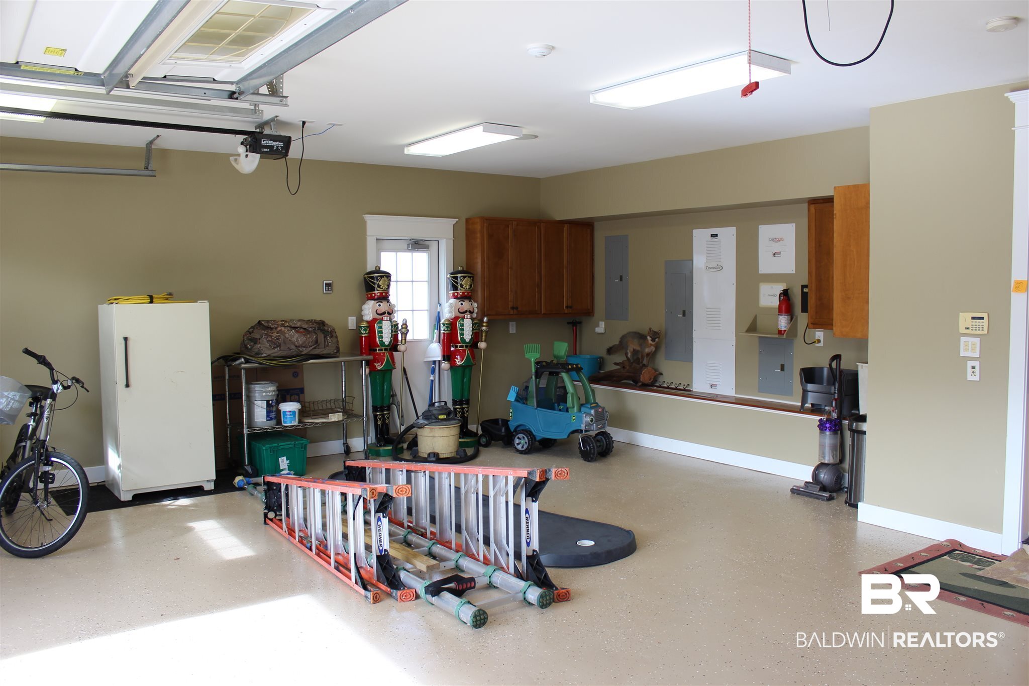 5187 Millhouse Road Gulf Shores, AL 36542 - Photo 7 of 49 Room for cars and more storage