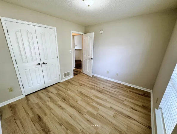 $1,950 | 6098 Ravenwood Lake Drive East, Horn Lake, MS 38637