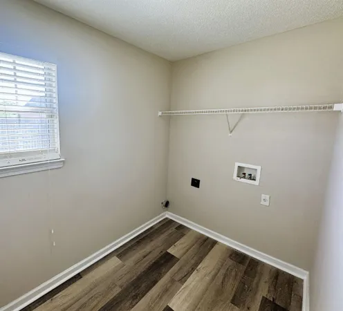 $1,950 | 6098 Ravenwood Lake Drive East, Horn Lake, MS 38637