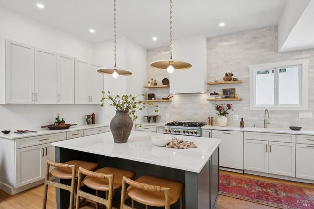 $1,995,000 | 11 Stetson Avenue, Kentfield, CA 94904