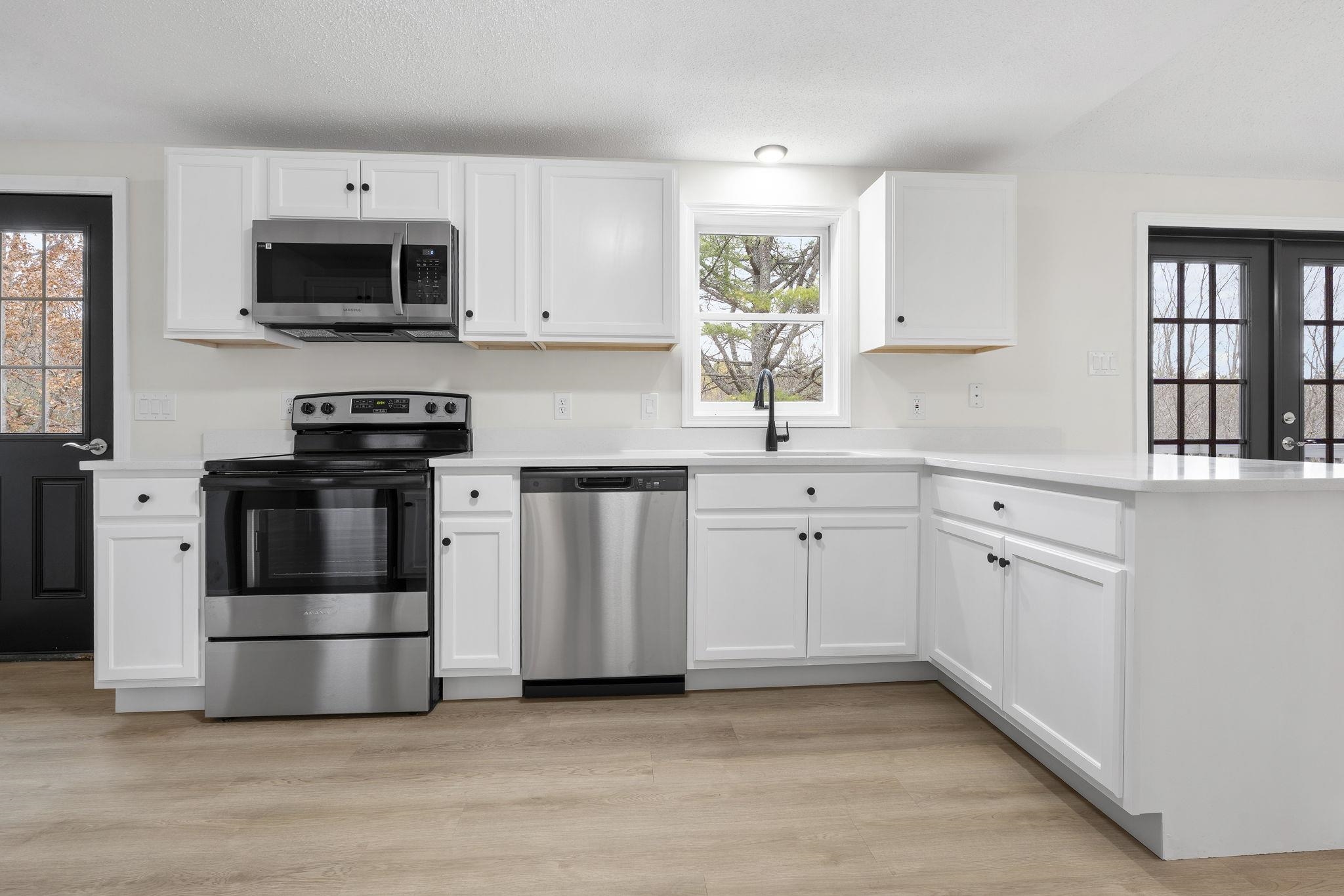 167 School Pond Road Danbury, NH 03230 - Photo 11 of 51