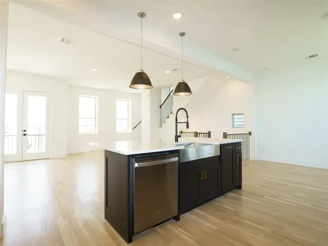 $3,900 | 9311 Easy Street, Rowlett, TX 75088