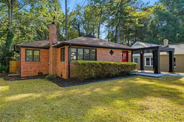 $299,999 | 1848 Brandywine Street Southwest, Atlanta, GA 30310