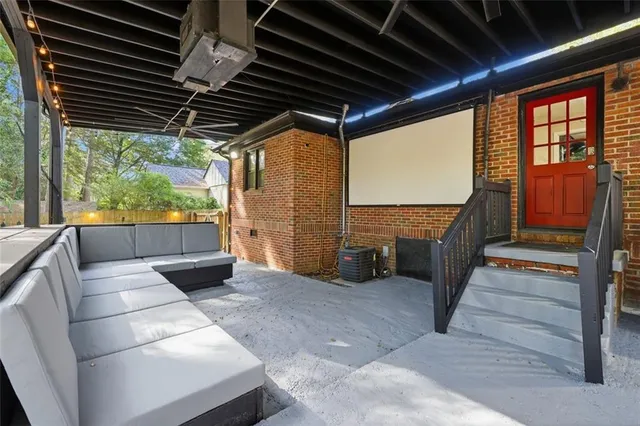 $299,999 | 1848 Brandywine Street Southwest, Atlanta, GA 30310