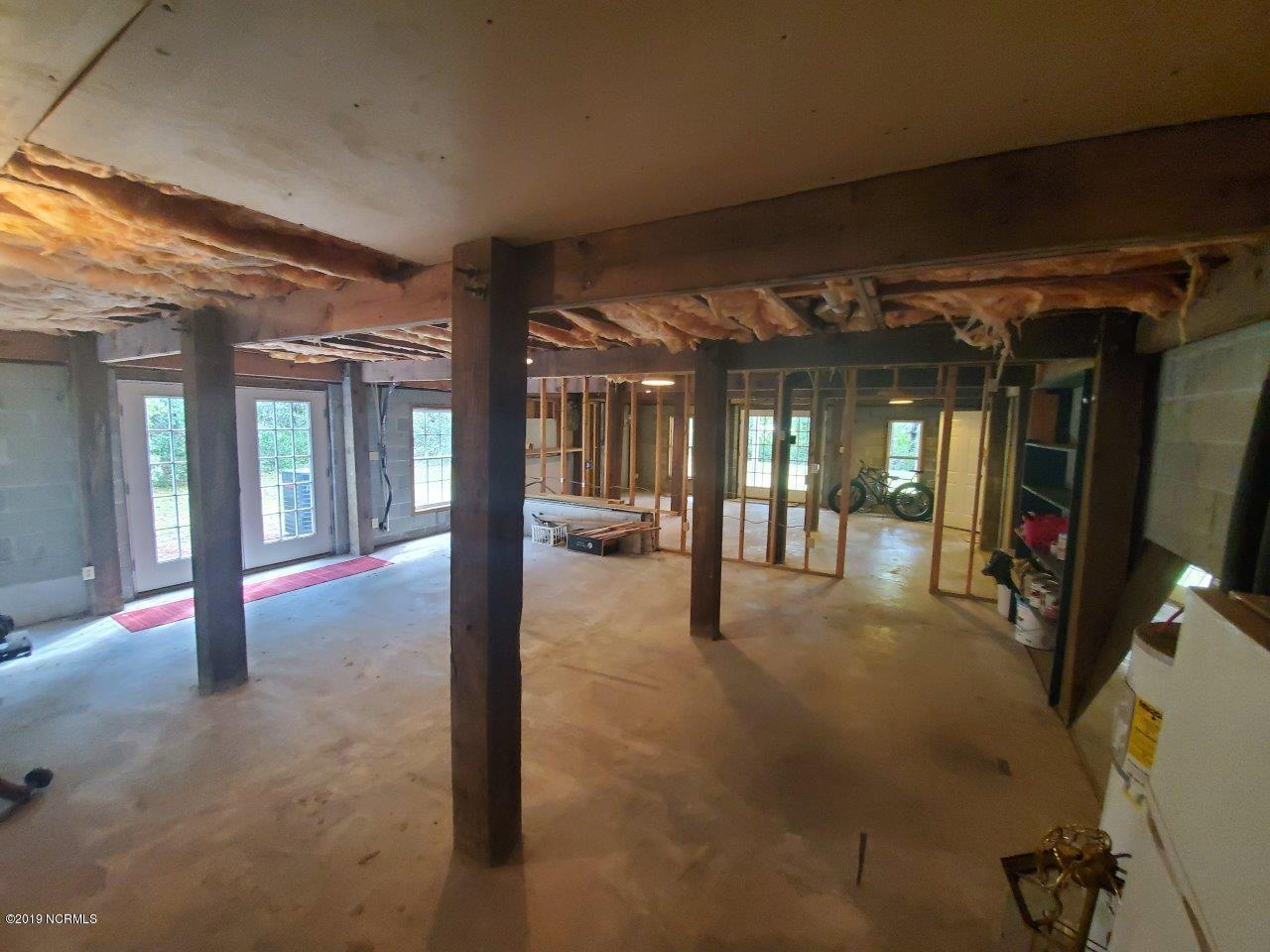5418 Eastwind Road Wilmington, NC 28403 - Photo 22 of 27 22 down left side