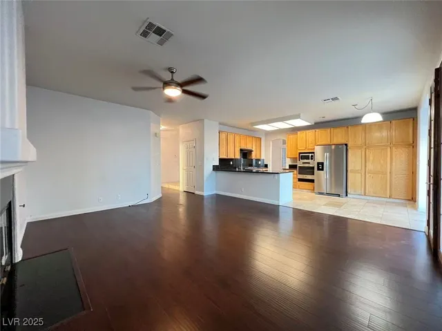 $2,450 | 2054 Majestic Peak Drive, Henderson, NV 89074