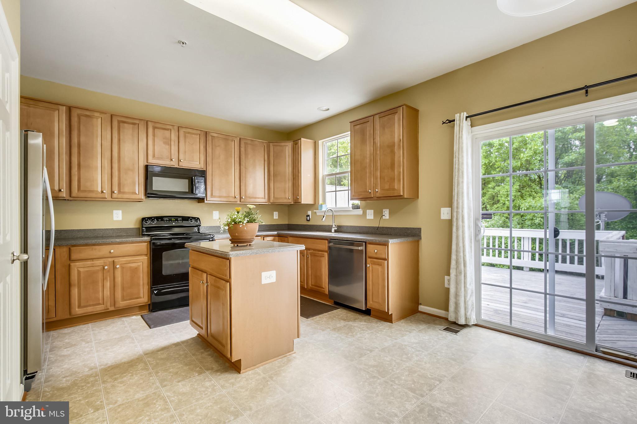 665 Tivoli Road Frederick, MD 21703 - Photo 6 of 23 Spacious Kitchen