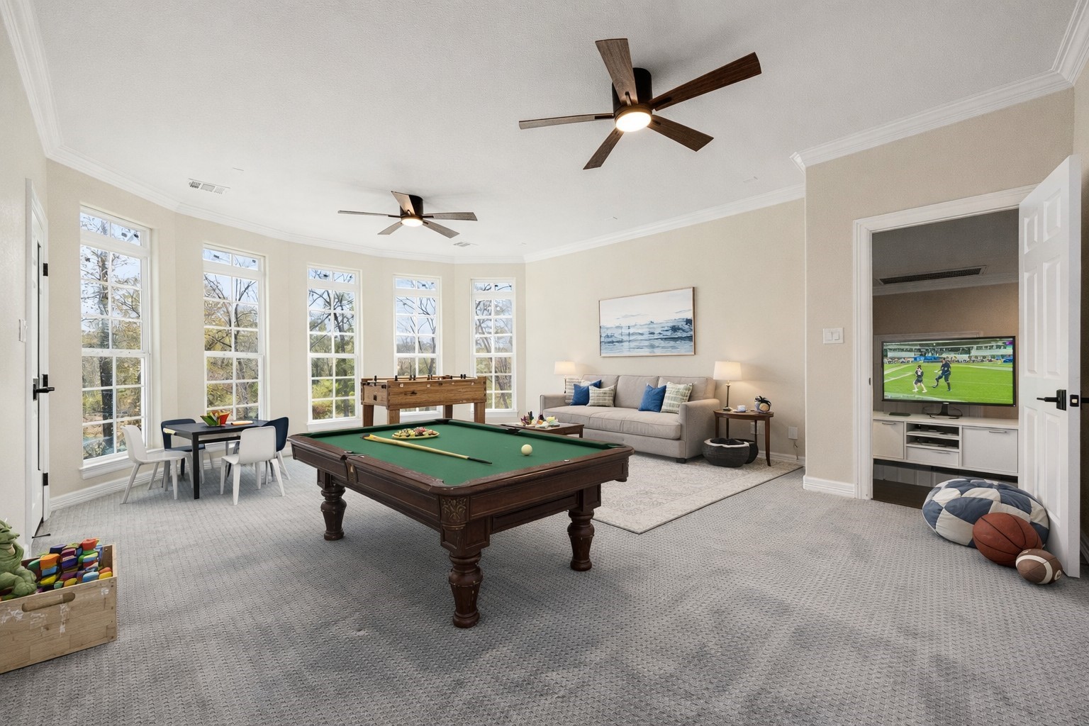 14882 Gingham Road Montgomery, TX 77356 - Photo 35 of 38 a living room with furniture and a large window