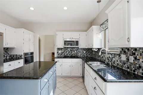 $429,500 | 2010 Walnut Creek Trail, Garland, TX 75040