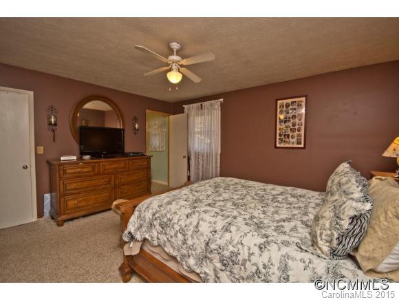 286 Ball Gap Road Arden, NC 28704 - Photo 12 of 24 Gallery Image 12