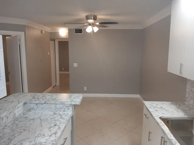 $1,950 | 522 Trace Circle, Unit 203, Deerfield Beach, FL 33441