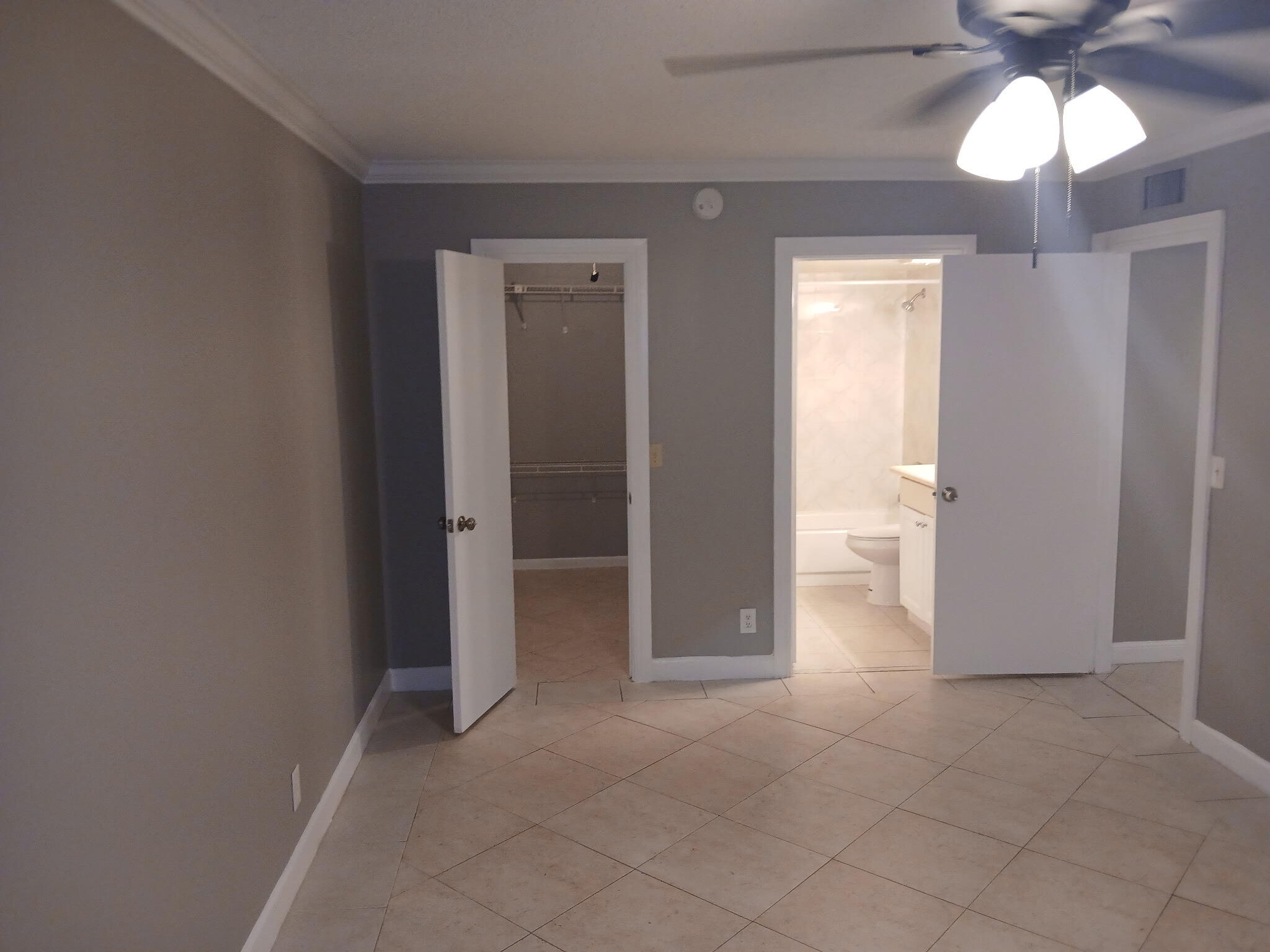 522 Trace Circle, Unit 203 Deerfield Beach, FL 33441 - Photo 9 of 35 7646526410005034593