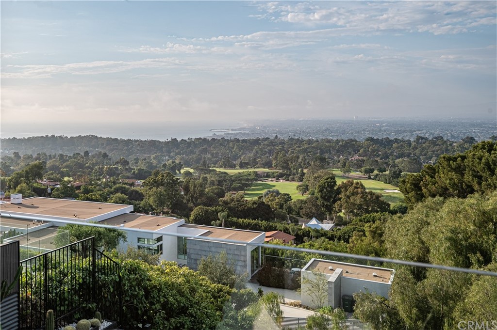5325 Bayridge Road Rancho Palos Verdes, CA 90275 - Photo 8 of 10 an aerial view of multiple house