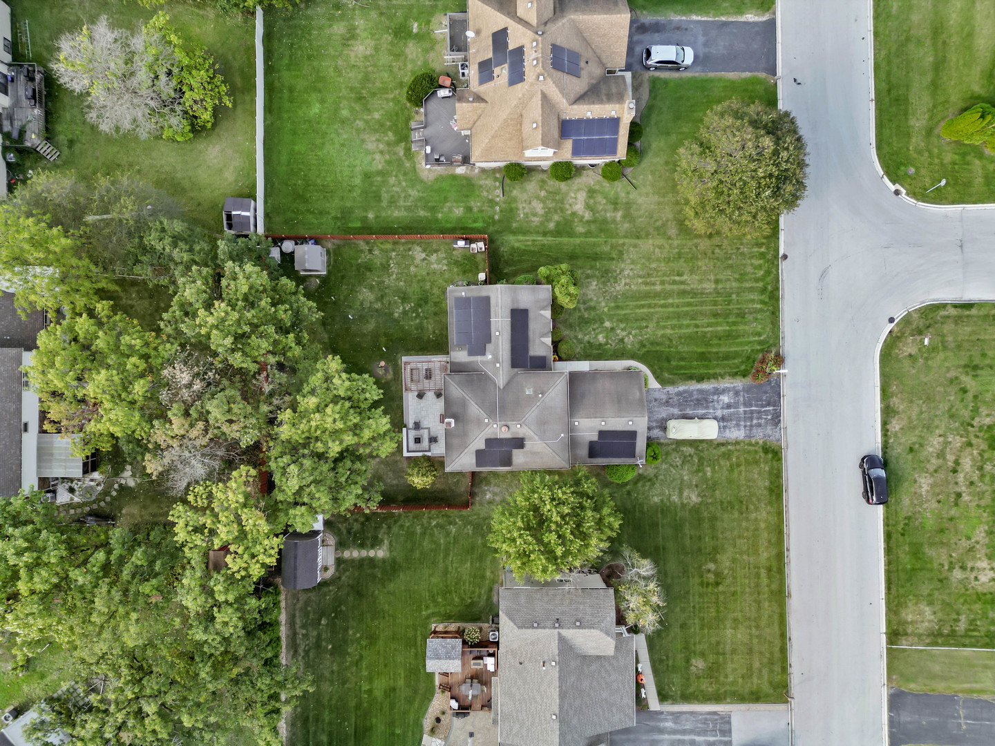 3686 Ronald Road Crete, IL 60417 - Photo 34 of 35 an aerial view of a house with a yard basket ball court and outdoor seating
