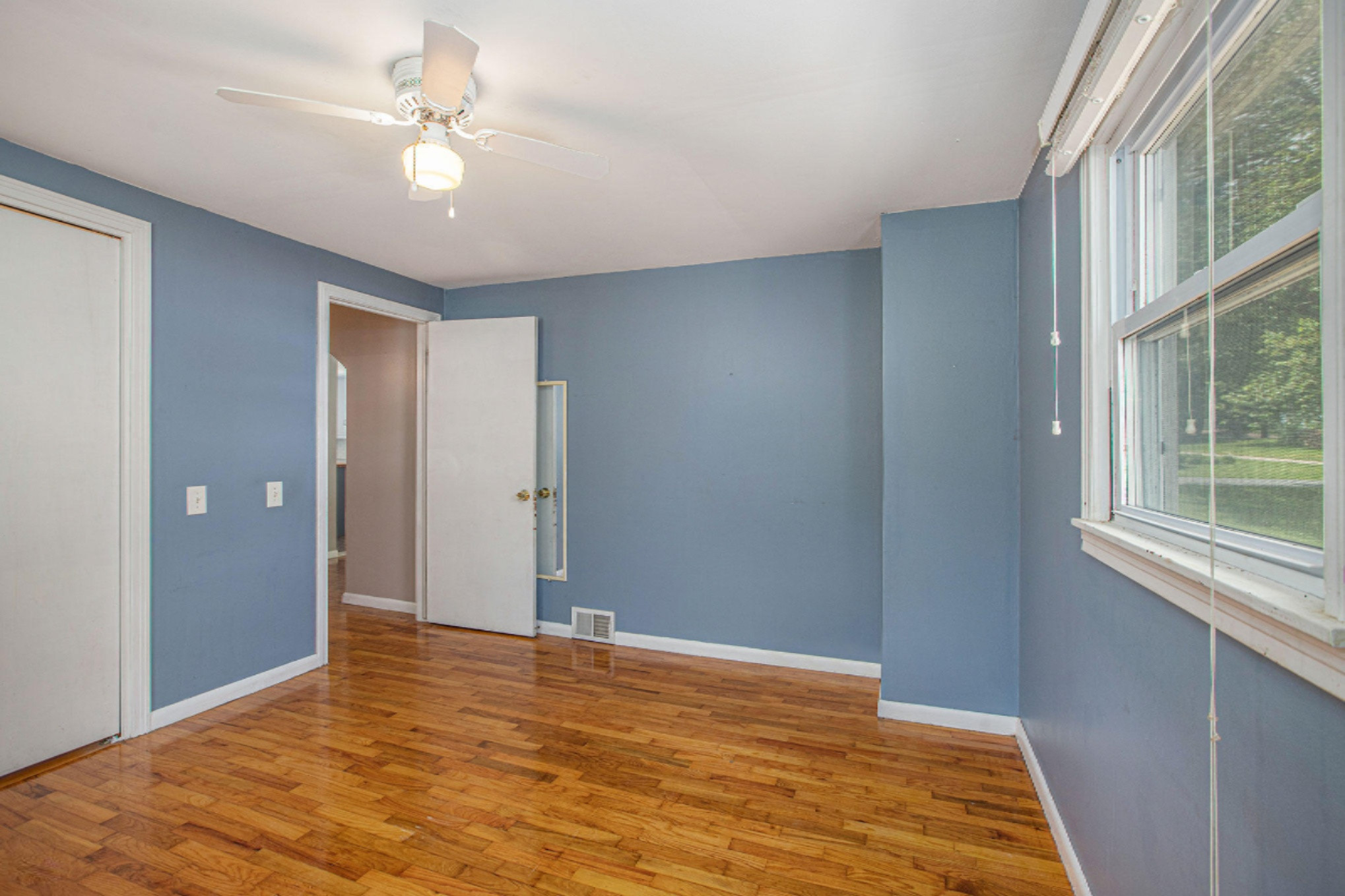 985 Miller Road Plainwell, MI 49080 - Photo 10 of 16 Bedroom 1