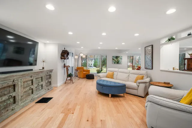 $1,639,900 | 45 F W Hartford Drive, Portsmouth, NH 03801