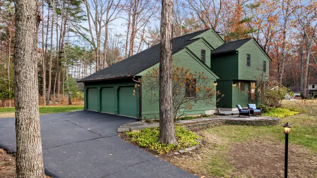 $1,639,900 | 45 F W Hartford Drive, Portsmouth, NH 03801