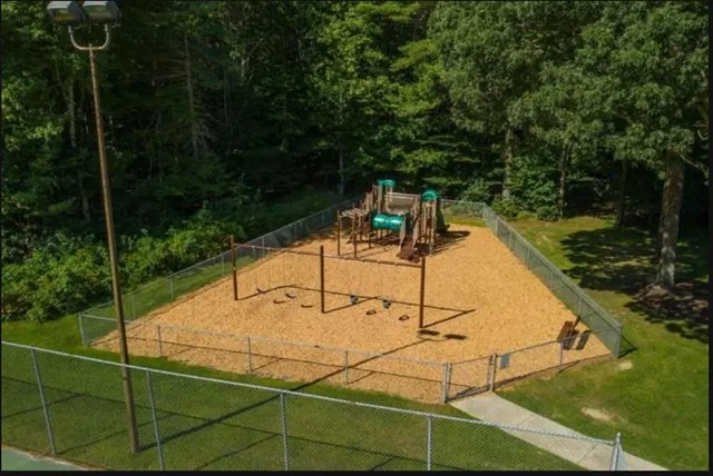 $1,639,900 | 45 F W Hartford Drive, Portsmouth, NH 03801