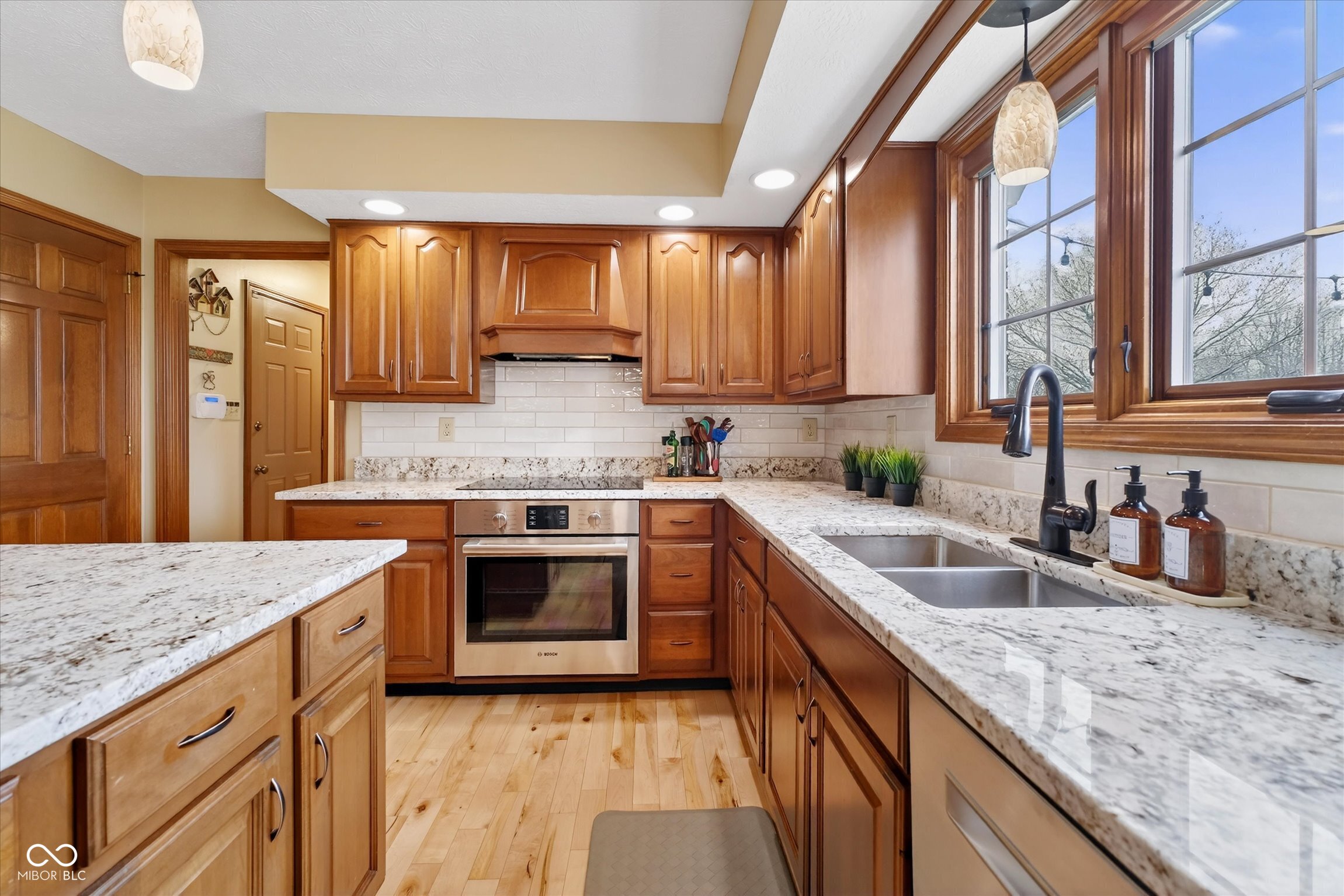 1458 Stormy Ridge Court Carmel, IN 46032 - Photo 16 of 62