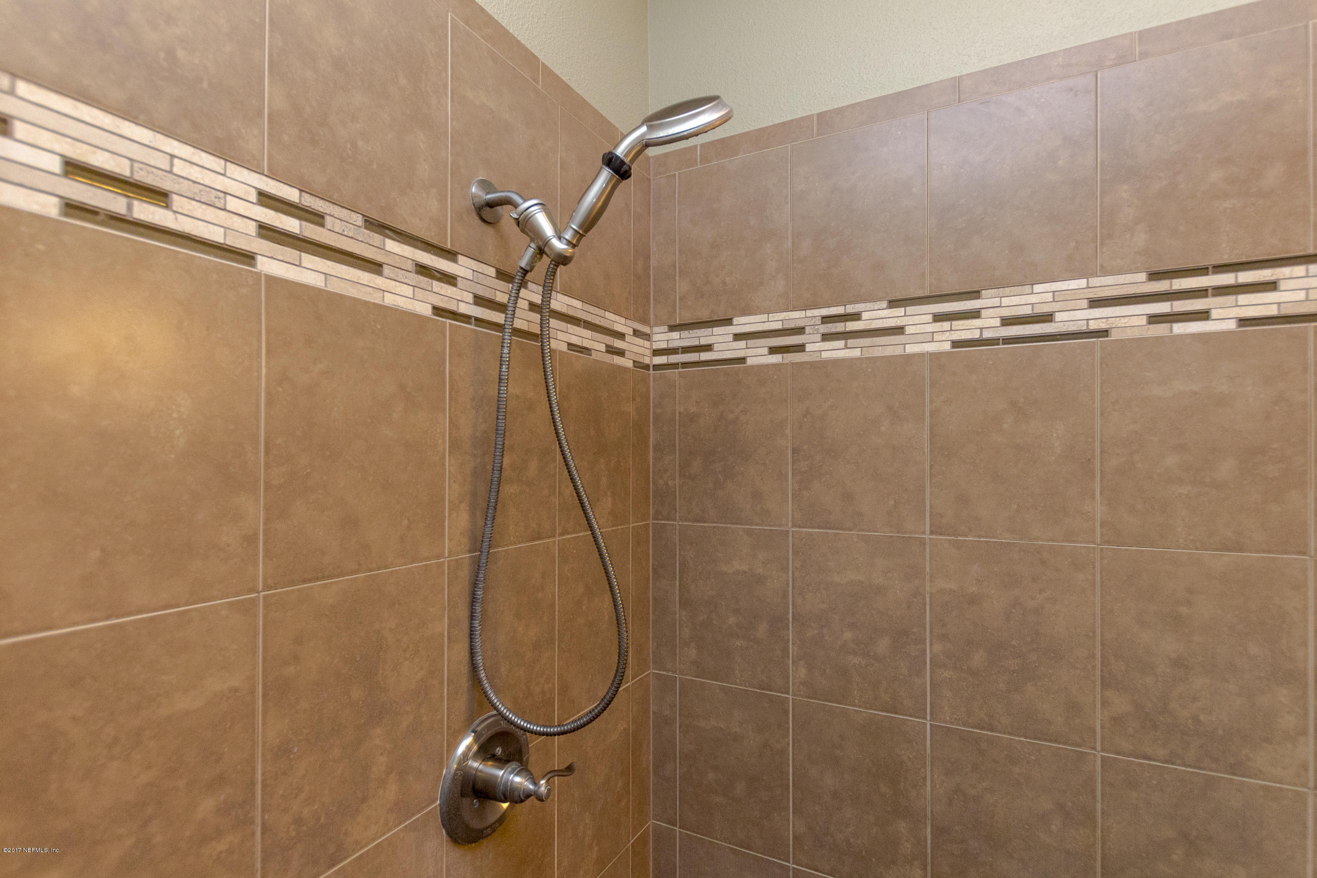 172 Rambling Water Run St. Johns, FL 32259 - Photo 44 of 56 Master Shower