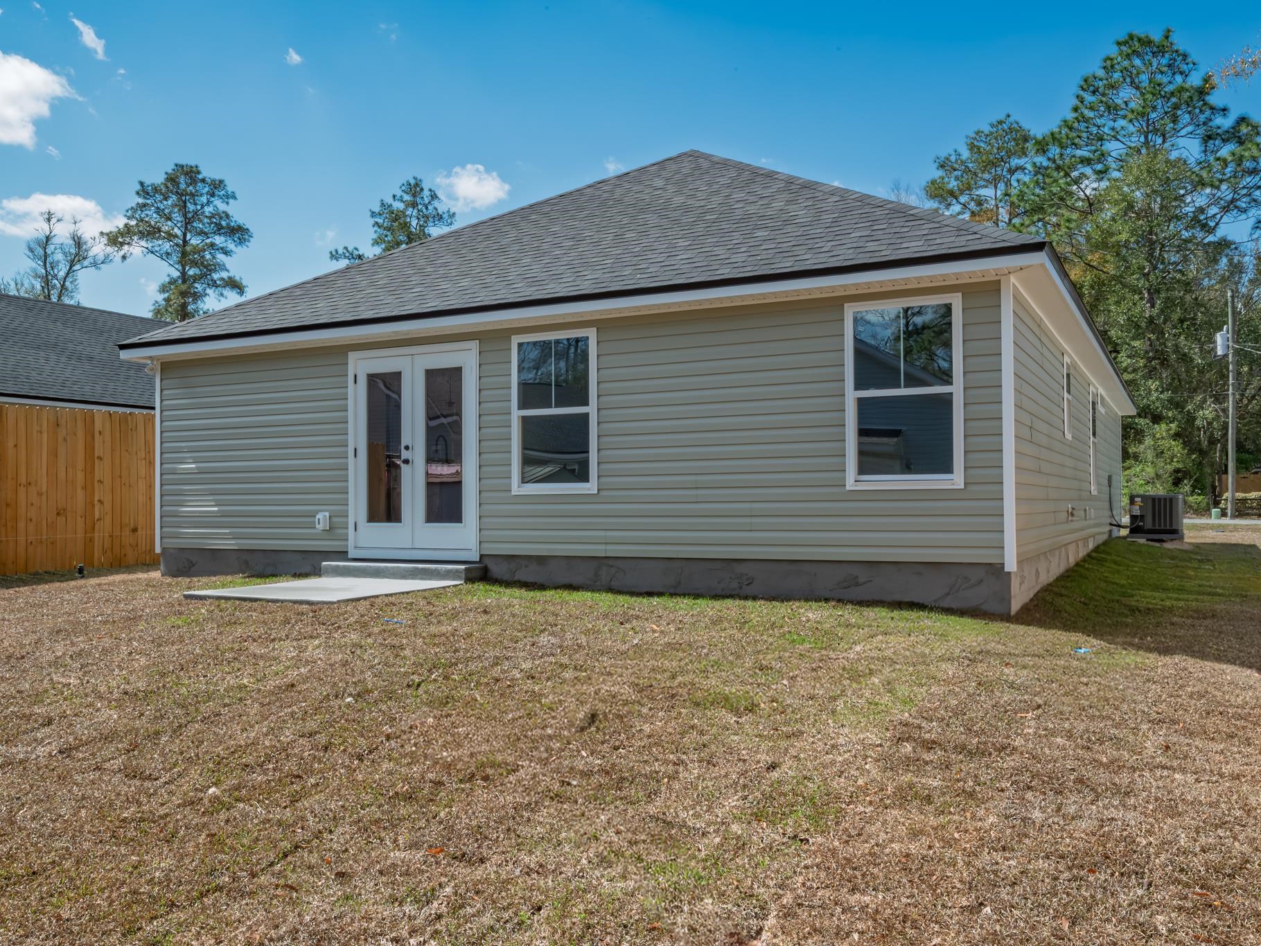 6 J R Milton Road Crawfordville, FL 32327 - Photo 7 of 41