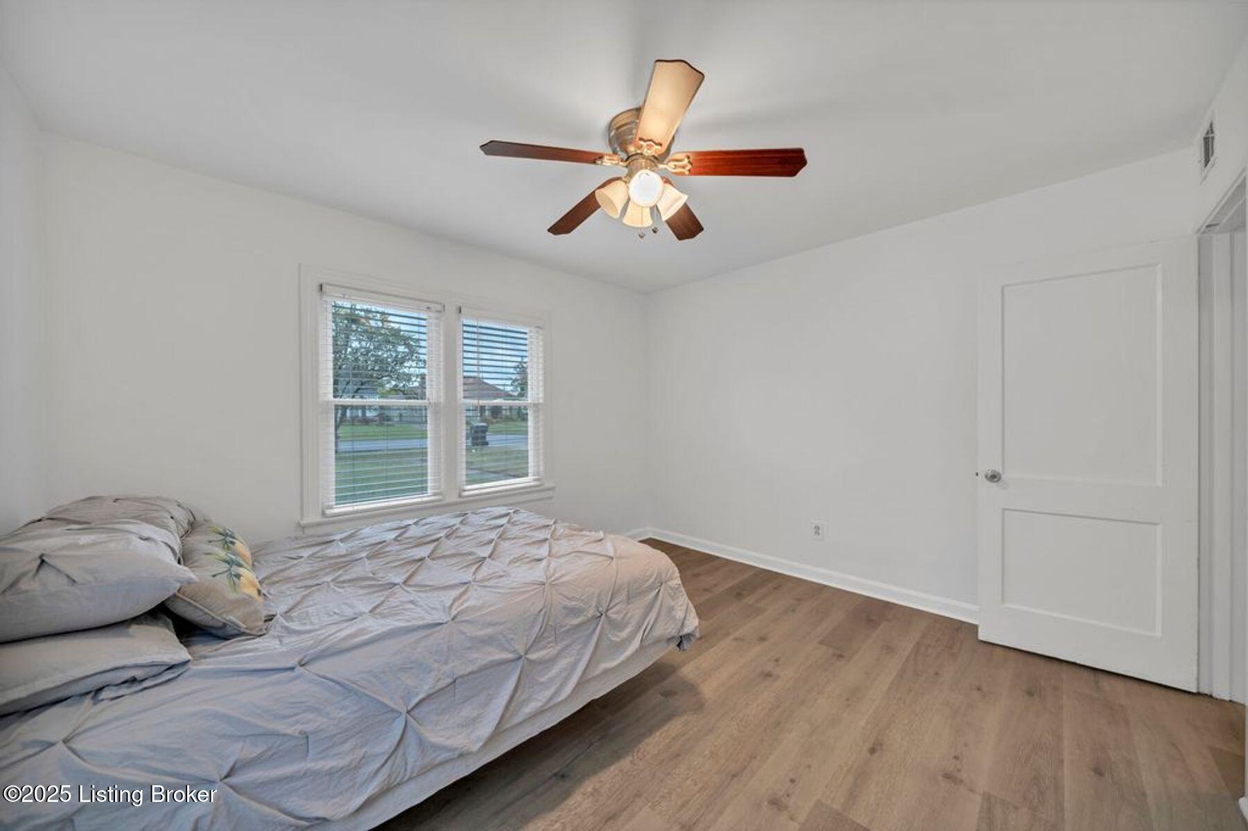 2720 Alanmede Road Louisville, KY 40205 - Photo 32 of 57 photo_online_031
