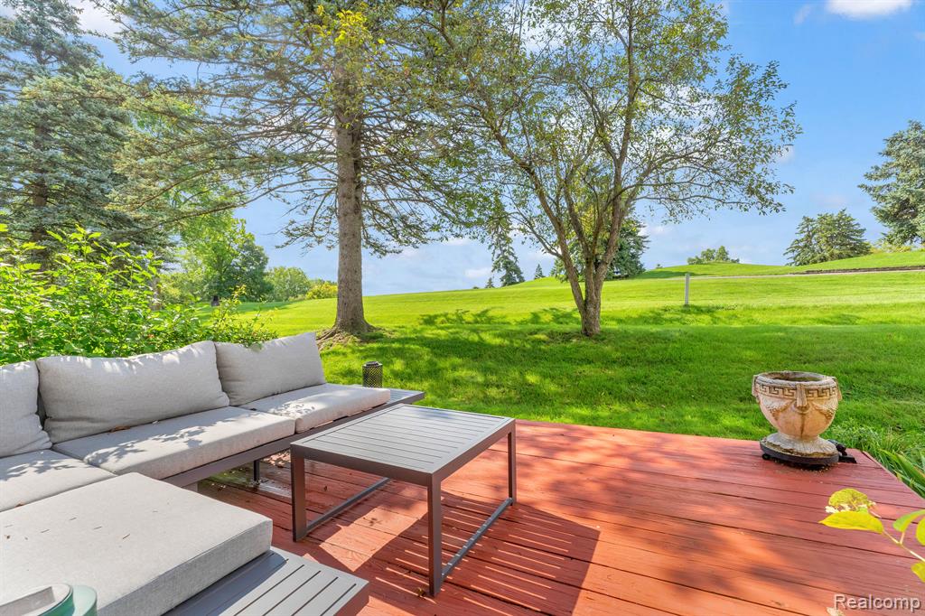 745 Oak Brook Ridge Drive Rochester Hills, MI 48307 - Photo 28 of 34