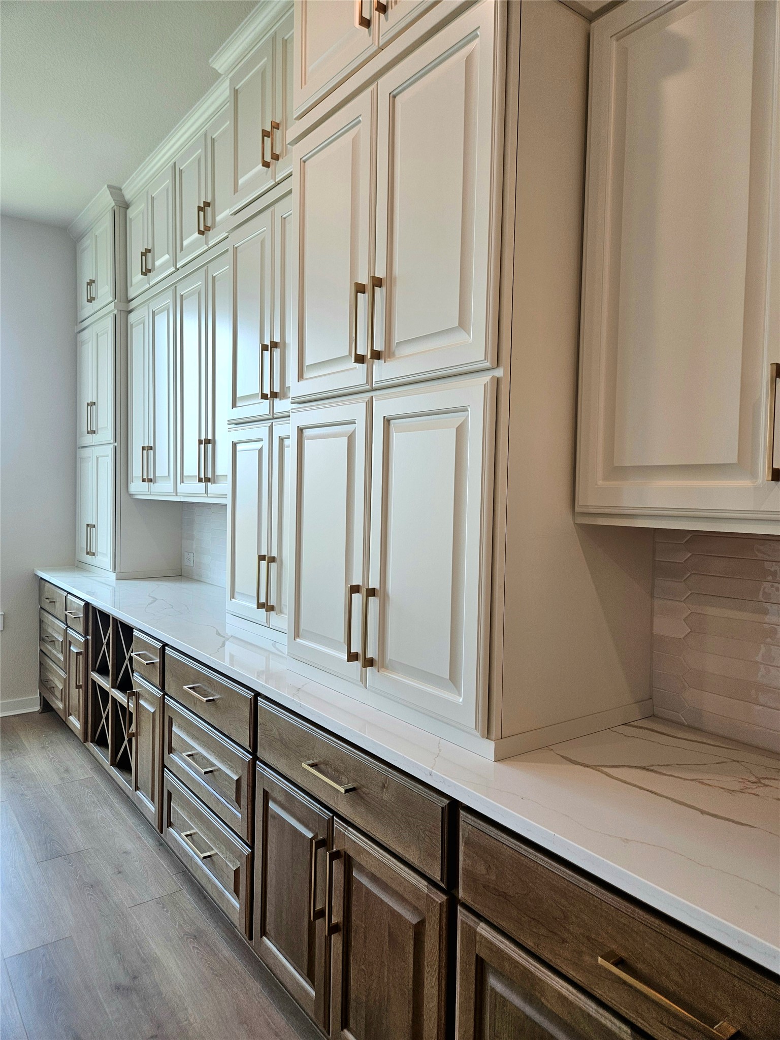 8701 Antelope Cyn Way Manvel, TX 77578 - Photo 8 of 32 a kitchen with stainless steel appliances white cabinets and a sink