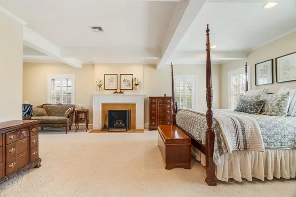 $675,000 | 854 South Church Street, Paris, TX 75460