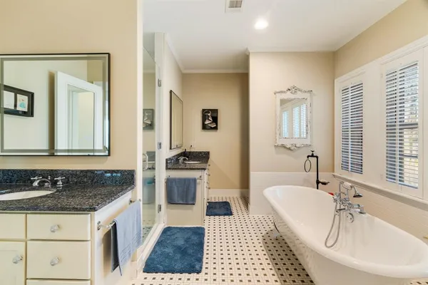 $675,000 | 854 South Church Street, Paris, TX 75460