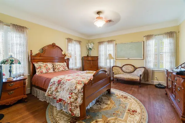 $675,000 | 854 South Church Street, Paris, TX 75460