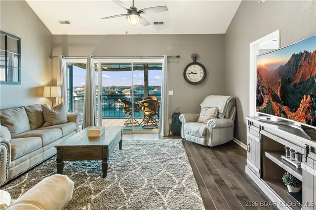 $425,000 | 51 Westshore Fls Court, Unit 4A, Lake Ozark, MO 65049
