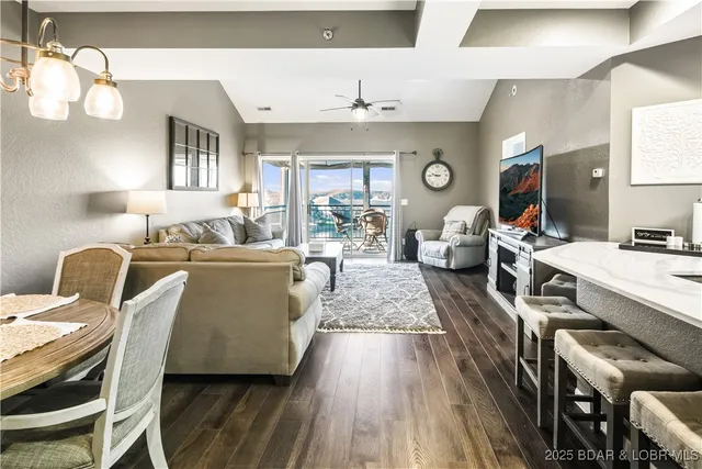 $425,000 | 51 Westshore Fls Court, Unit 4A, Lake Ozark, MO 65049