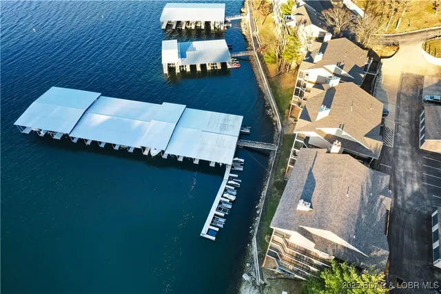 $425,000 | 51 Westshore Fls Court, Unit 4A, Lake Ozark, MO 65049
