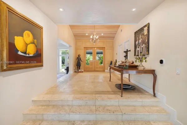 $39,000 | 10100 Lakeside Drive, Coral Gables, FL 33156