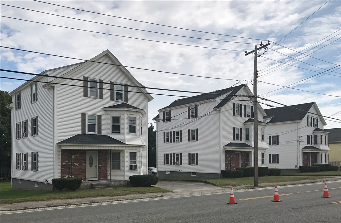 3311 East Main Road Portsmouth, RI 02871 - Photo 2 of 20 Gallery Image 2