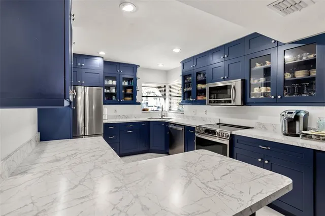 $299,900 | 3505 Tarpon Woods Boulevard, Unit I406, Palm Harbor, FL 34685