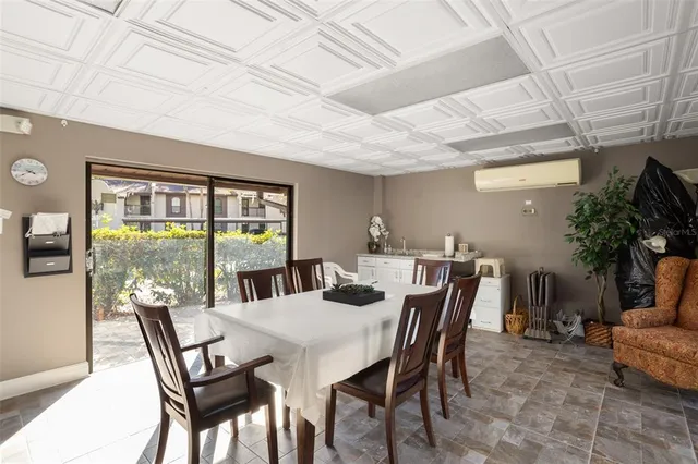 $299,900 | 3505 Tarpon Woods Boulevard, Unit I406, Palm Harbor, FL 34685