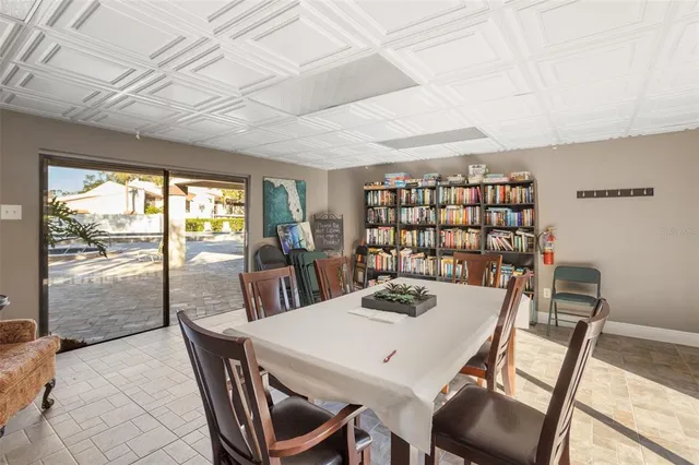 $299,900 | 3505 Tarpon Woods Boulevard, Unit I406, Palm Harbor, FL 34685