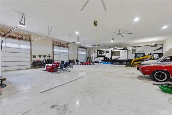 $1,300,000 | 11730 Hollingsworth Road, Kansas City, KS 66109